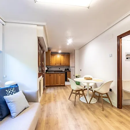 Eguzkilore Txokoa Y Parking Free Apartamento Bilbau